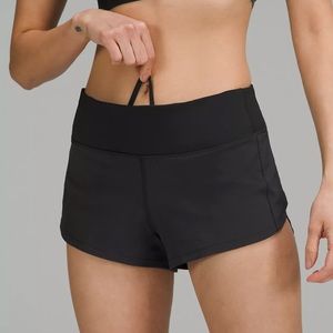 Lululemon: size 8, black, speed-up, low-rise, lined shorts, 2.5”